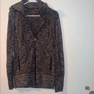 Lululemon full zip stride jacket in wren